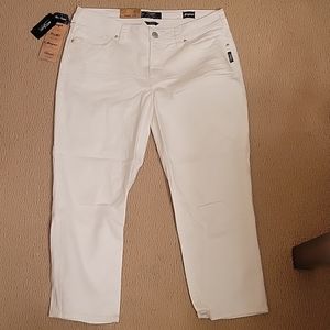 NEW Silver Suki super stretch high capri